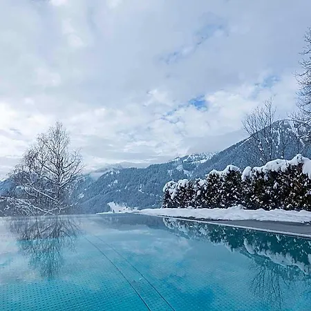 Appealing With Shared Sauna Hotel 2*