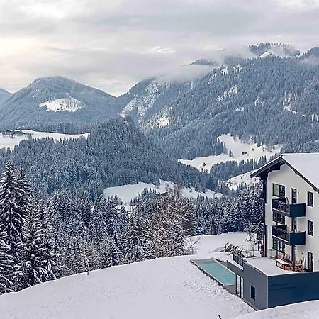 Hotel Appealing With Shared Sauna