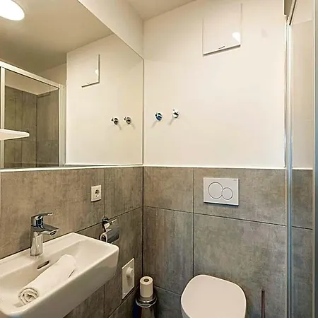 Hotel Appealing With Shared Sauna